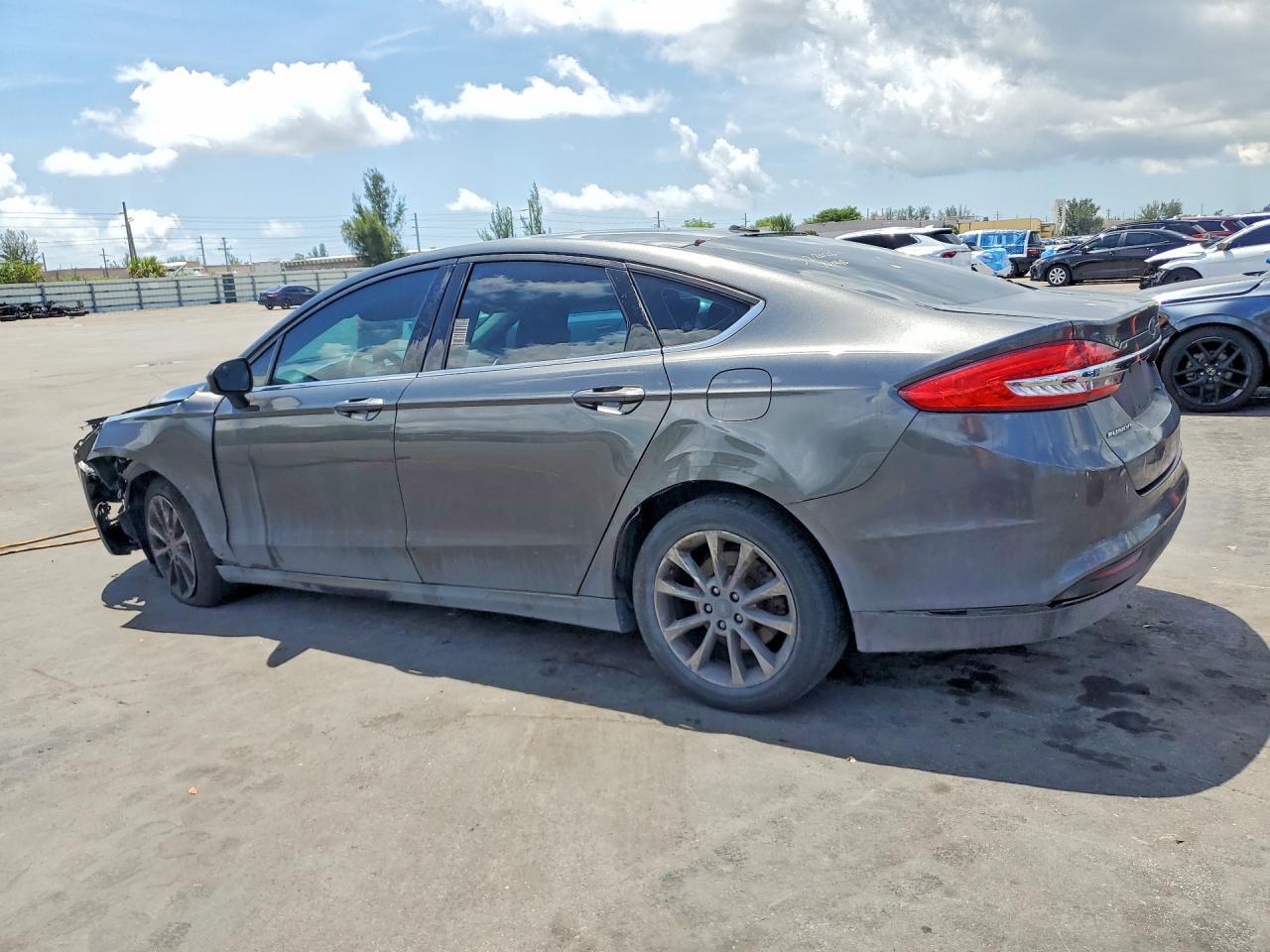 2017 Ford Fusion Se - zdjęcie 2
