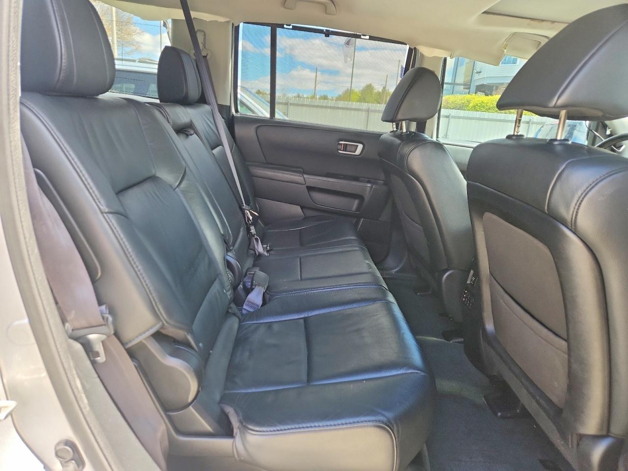 2014 Honda Pilot Touring - zdjęcie 11