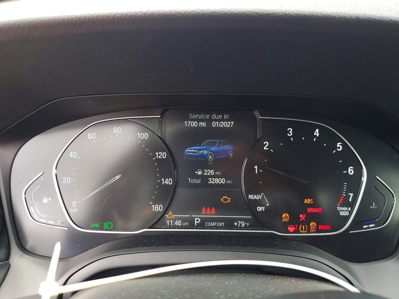 2022 BMW 330I - zdjęcie 9