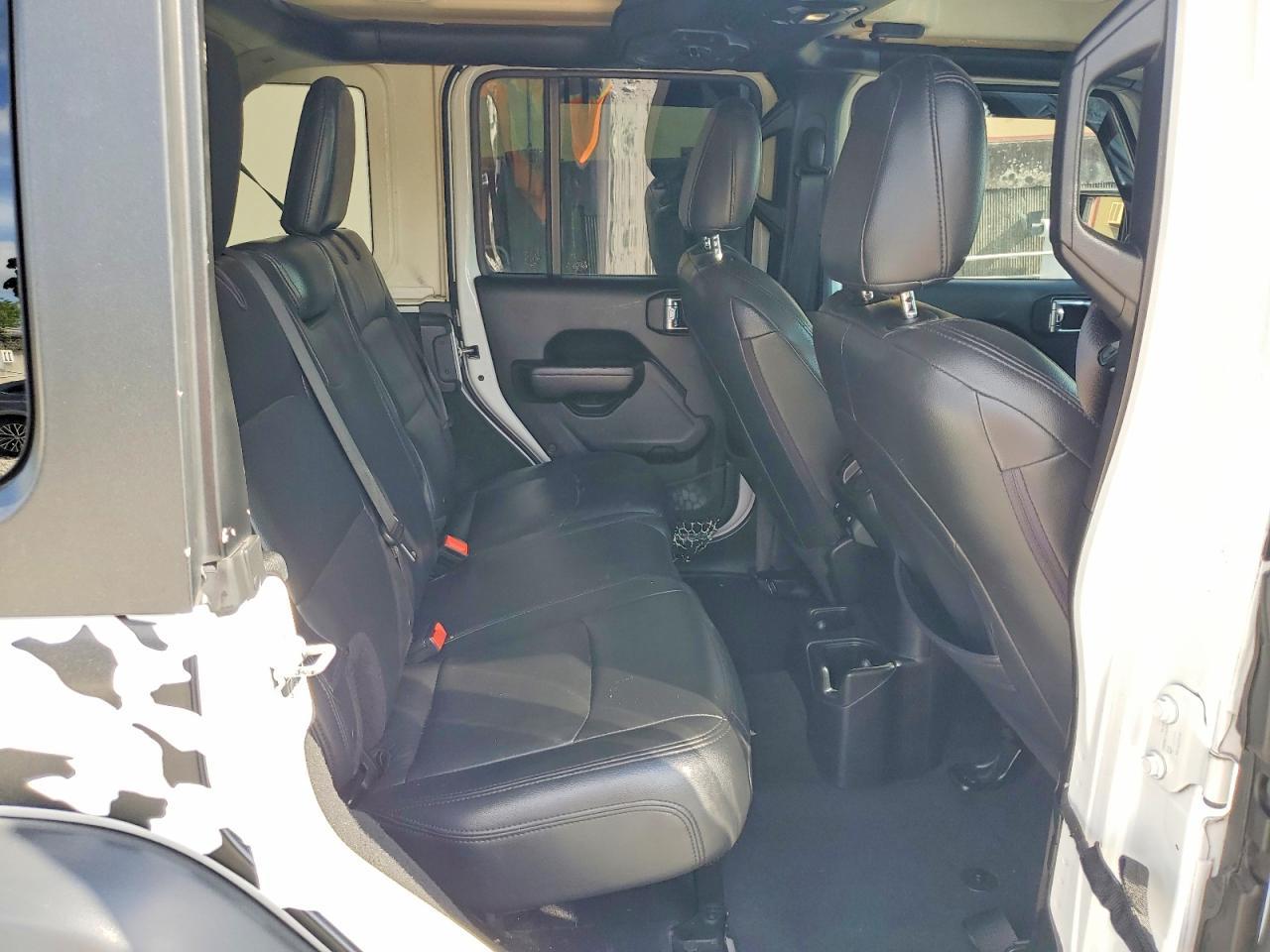 2018 Jeep Wrangler Unlimited Sport - zdjęcie 10