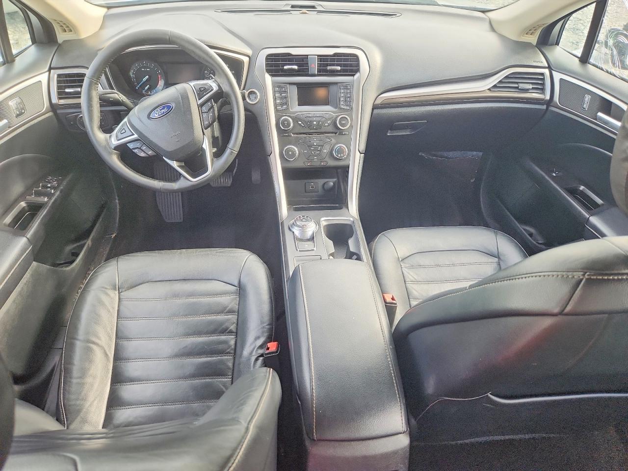 2017 Ford Fusion - zdjęcie 8