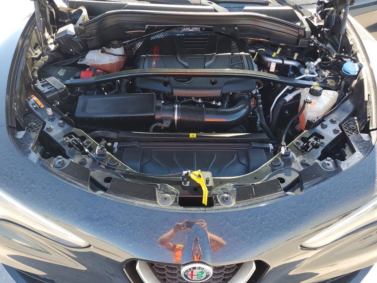 2018 Alfa Romeo Stelvio - zdjęcie 12