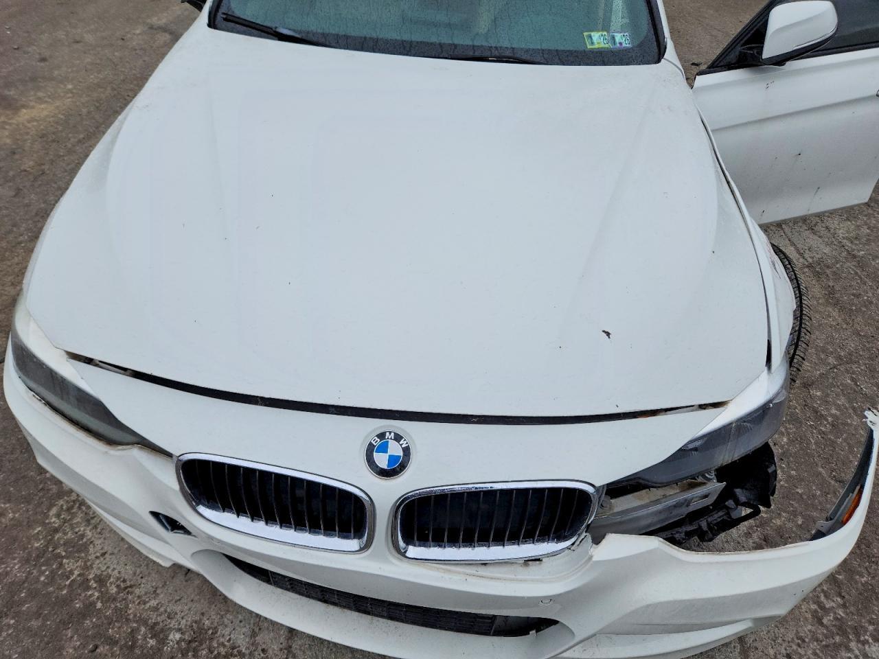 2014 BMW 328 I - zdjęcie 11