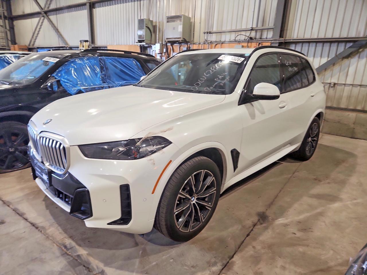2024 BMW X5 xDrive40I - zdjęcie główne