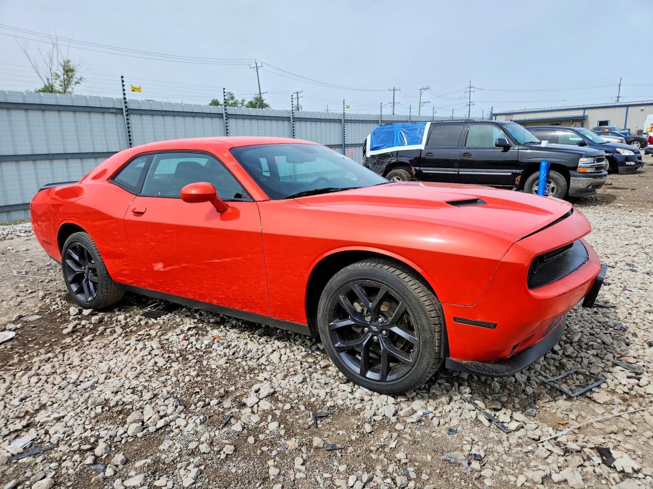 2021 Dodge Challenger Sxt - zdjęcie 4