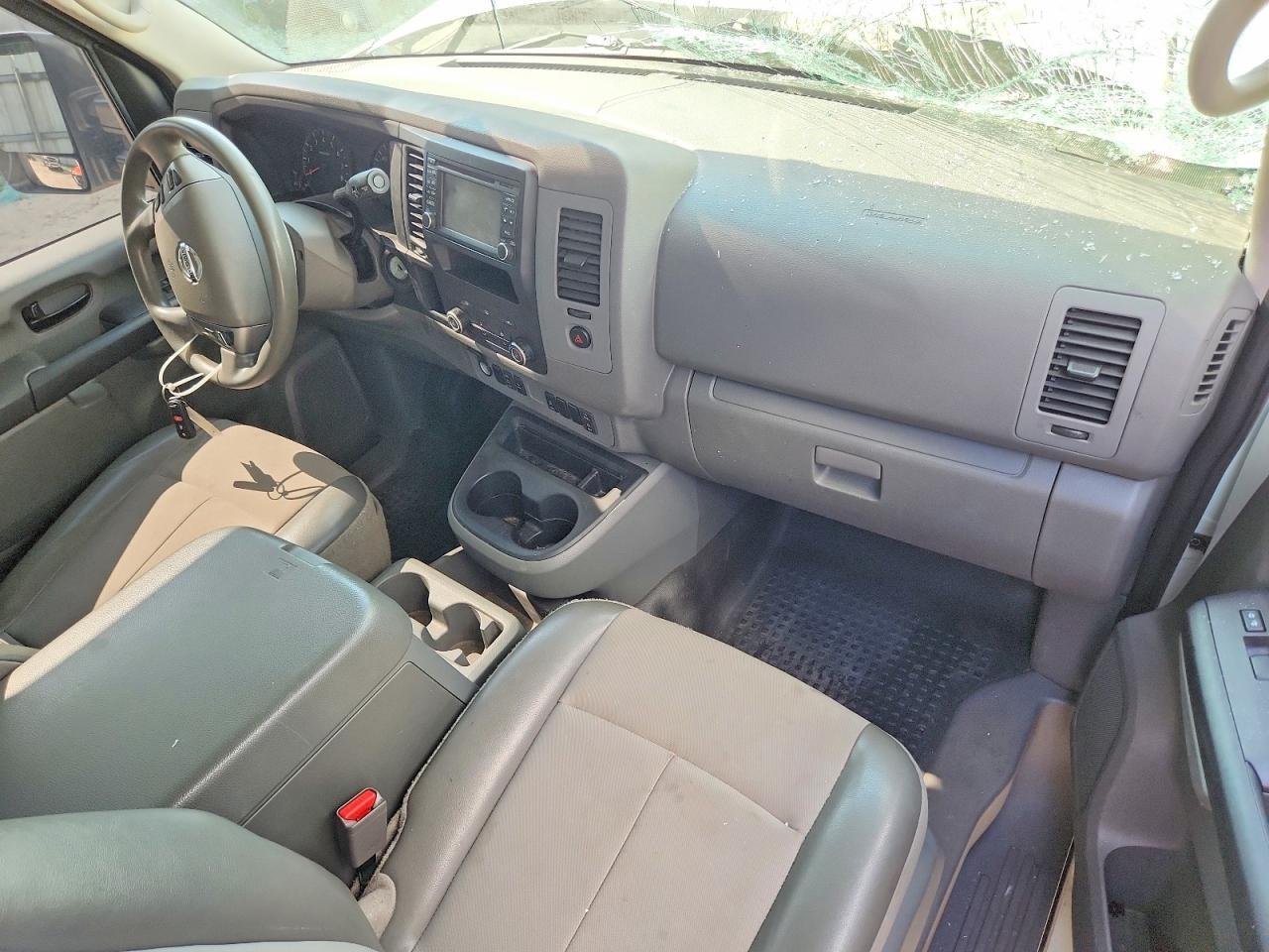 2019 Nissan Nv 3500 Hd Sl - zdjęcie 8