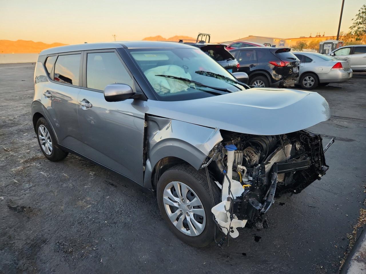 2025 Kia Soul Lx - zdjęcie 4