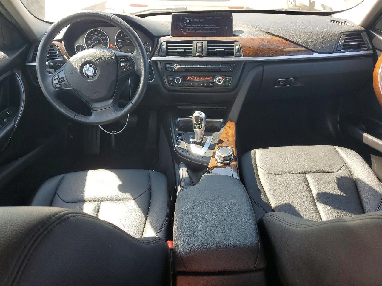 2015 BMW 320 I xDrive - zdjęcie 8