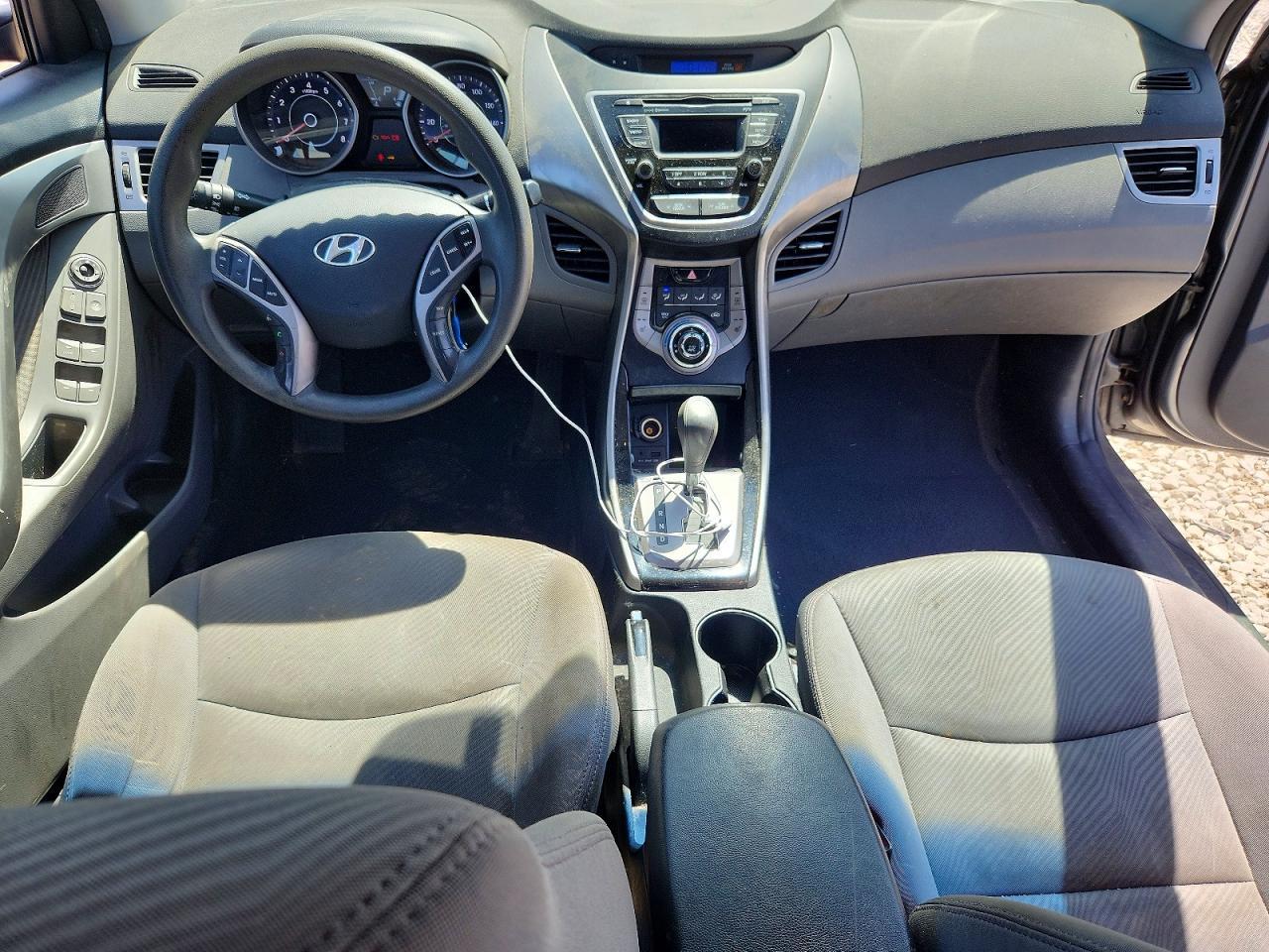 2013 Hyundai Elantra Gls - zdjęcie 8