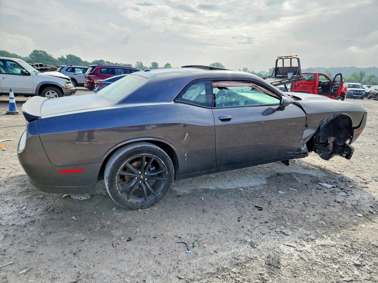 2017 Dodge Challenger Sxt - zdjęcie 3