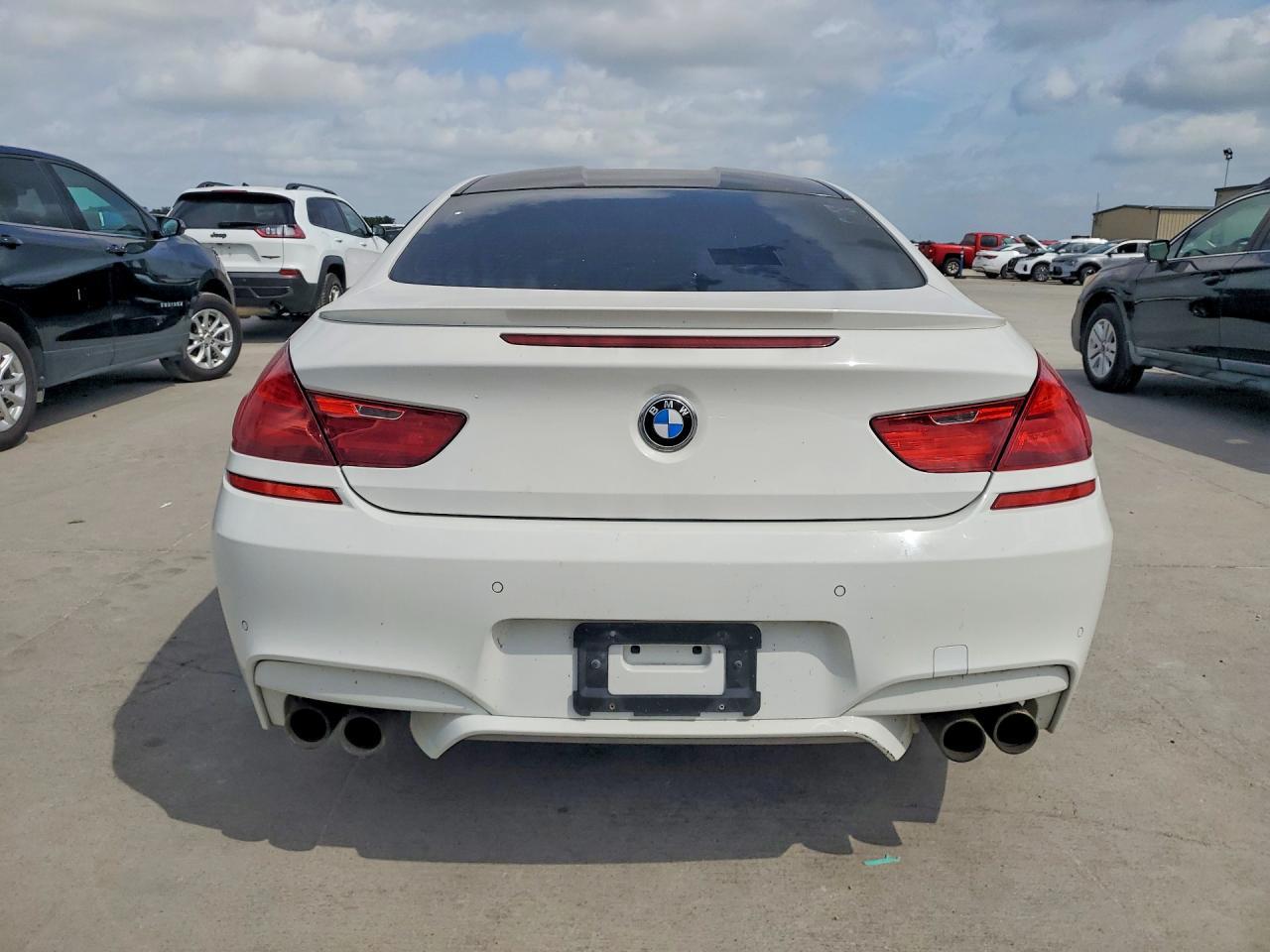 2014 BMW M6 - zdjęcie 6