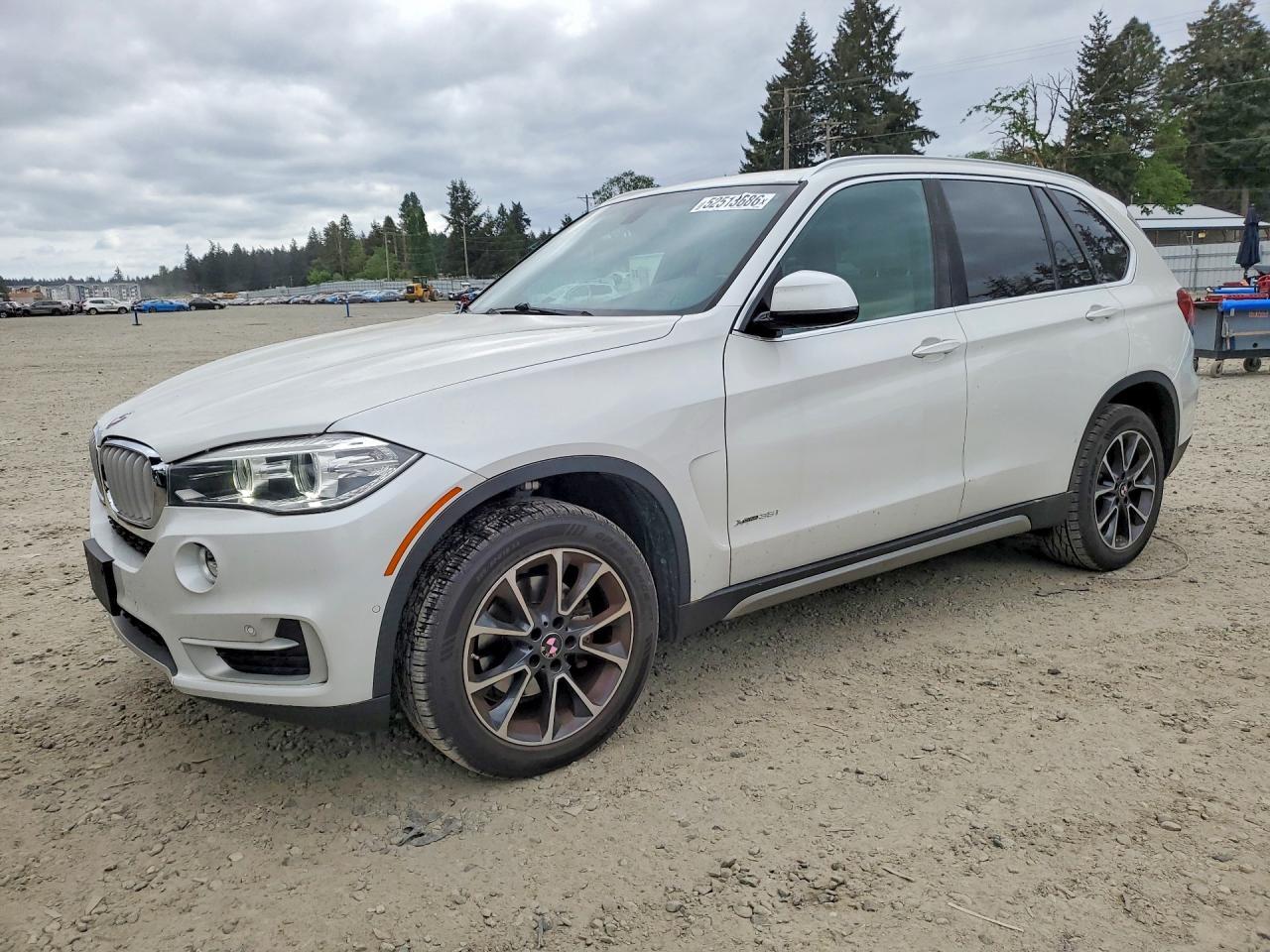 2017 BMW X5 xDrive35I - zdjęcie główne