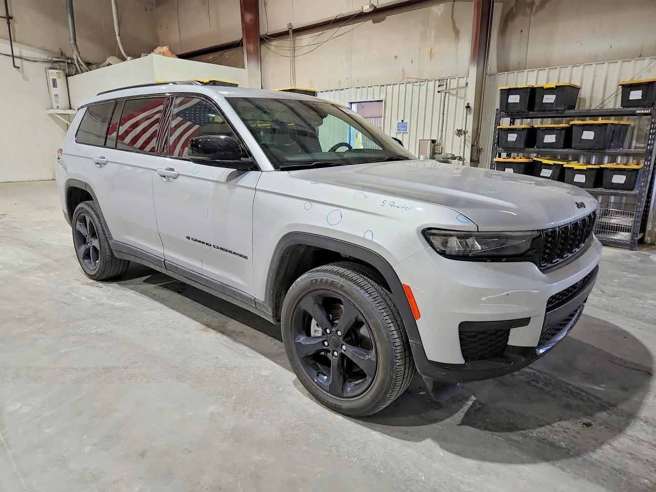 2023 Jeep Grand Cherokee L Laredo - zdjęcie 4