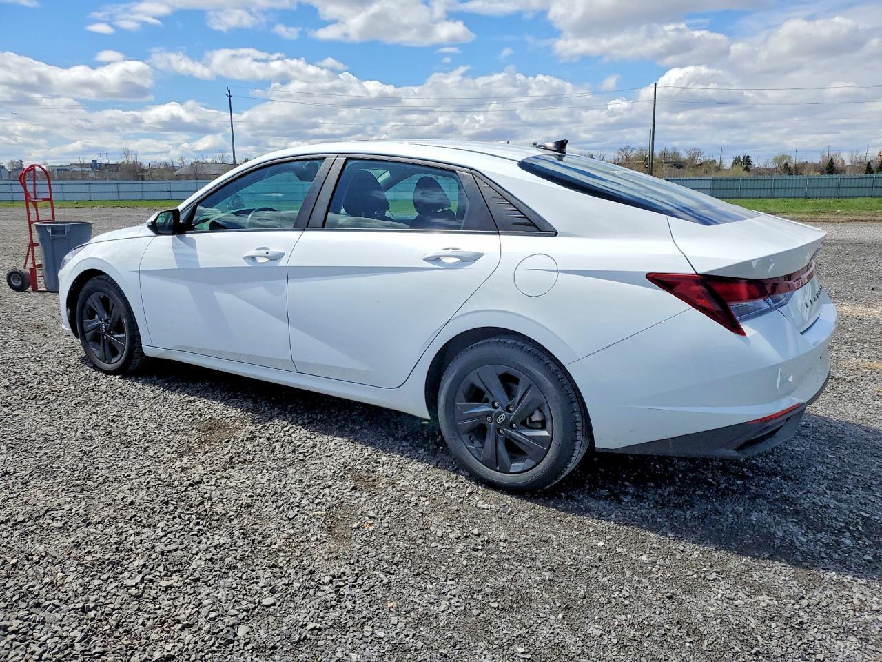 2022 Hyundai Elantra Sel - zdjęcie 2