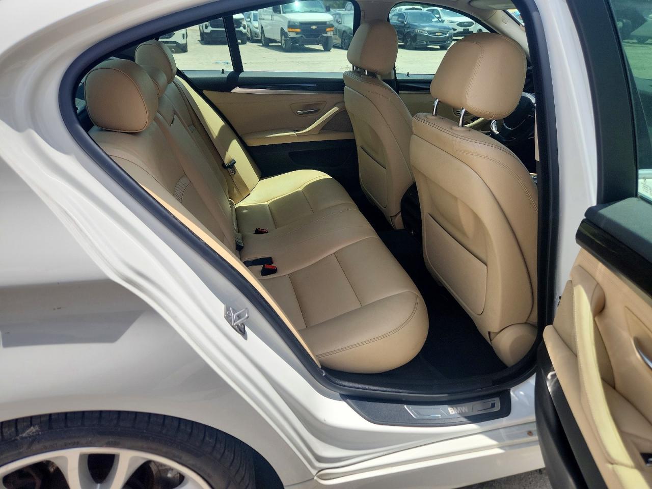 2016 BMW 535 D - zdjęcie 10