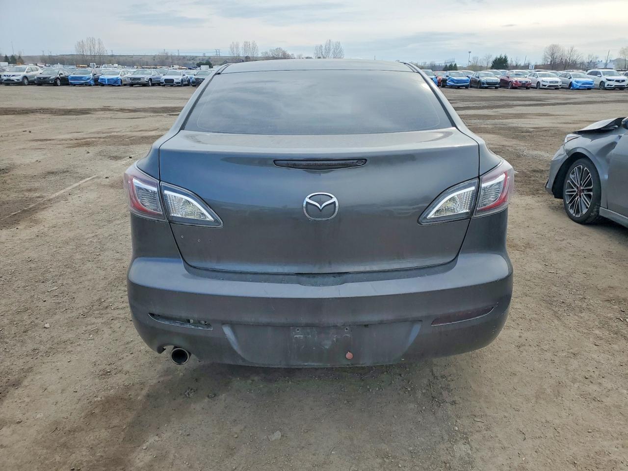 2013 Mazda 3 I - zdjęcie 6