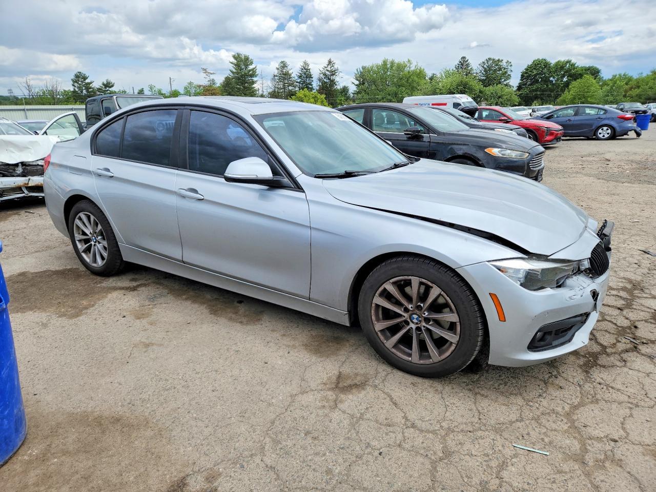 2016 BMW 320 Xi - zdjęcie 4