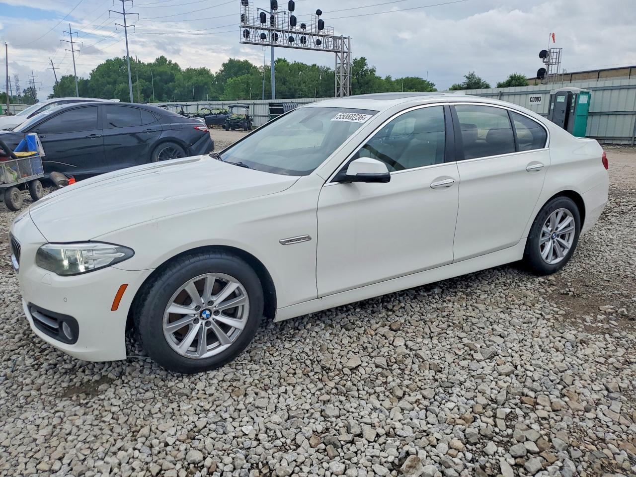 2015 BMW 528 Xi - zdjęcie główne