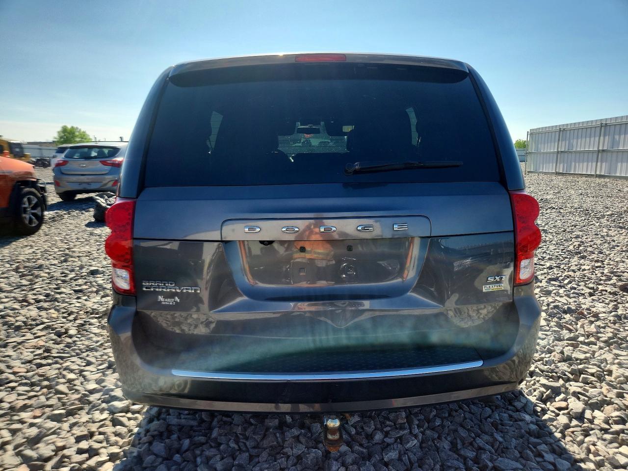 2017 Dodge Grand Caravan Sxt - zdjęcie 6