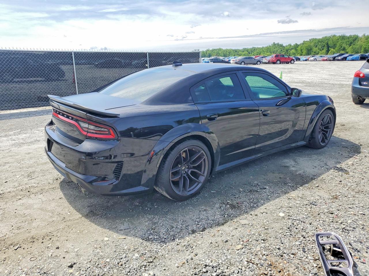 2020 Dodge Charger Scat Pack - zdjęcie 3
