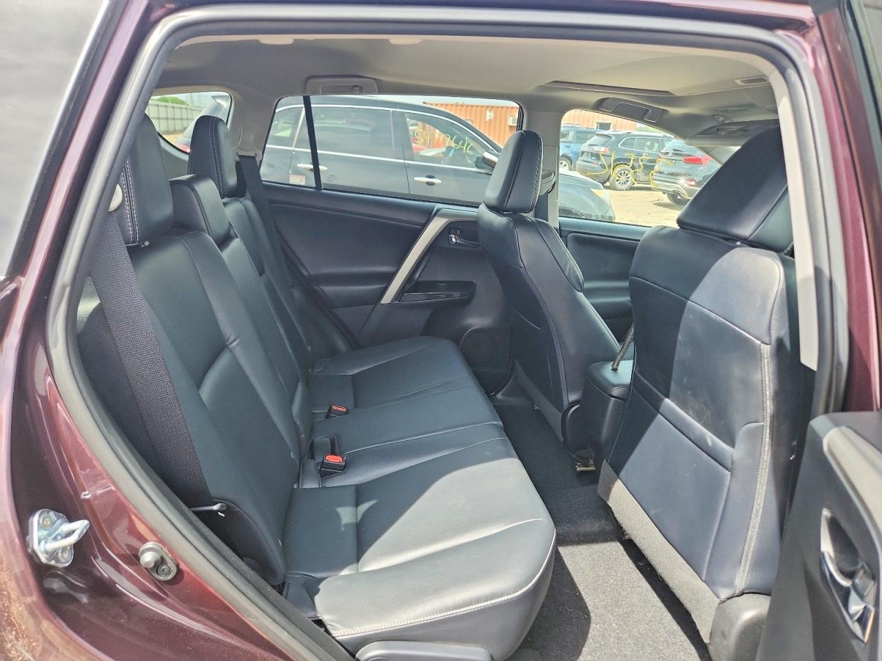 2016 Toyota Rav4 Limited - zdjęcie 10