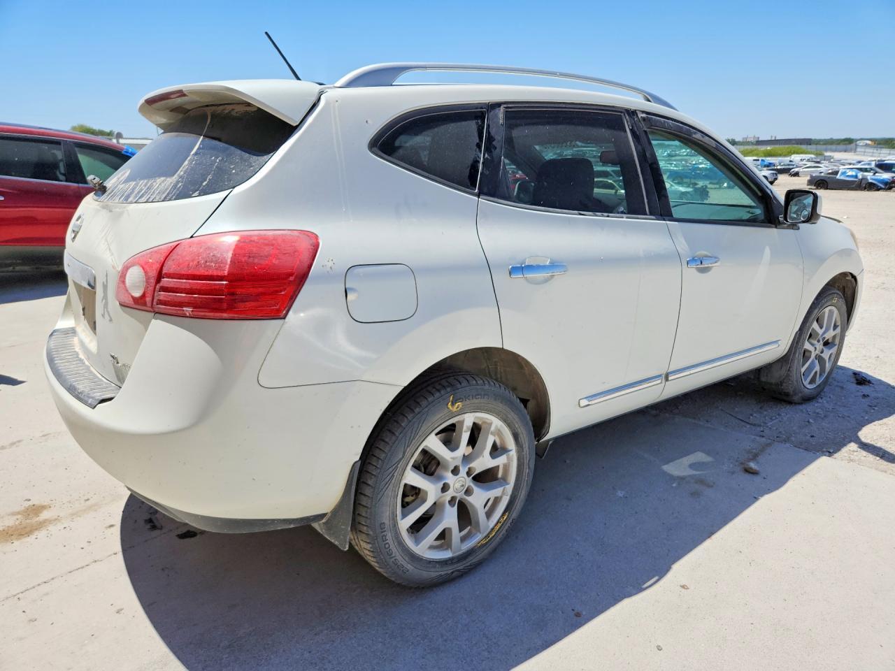 2013 Nissan Rogue S - zdjęcie 3