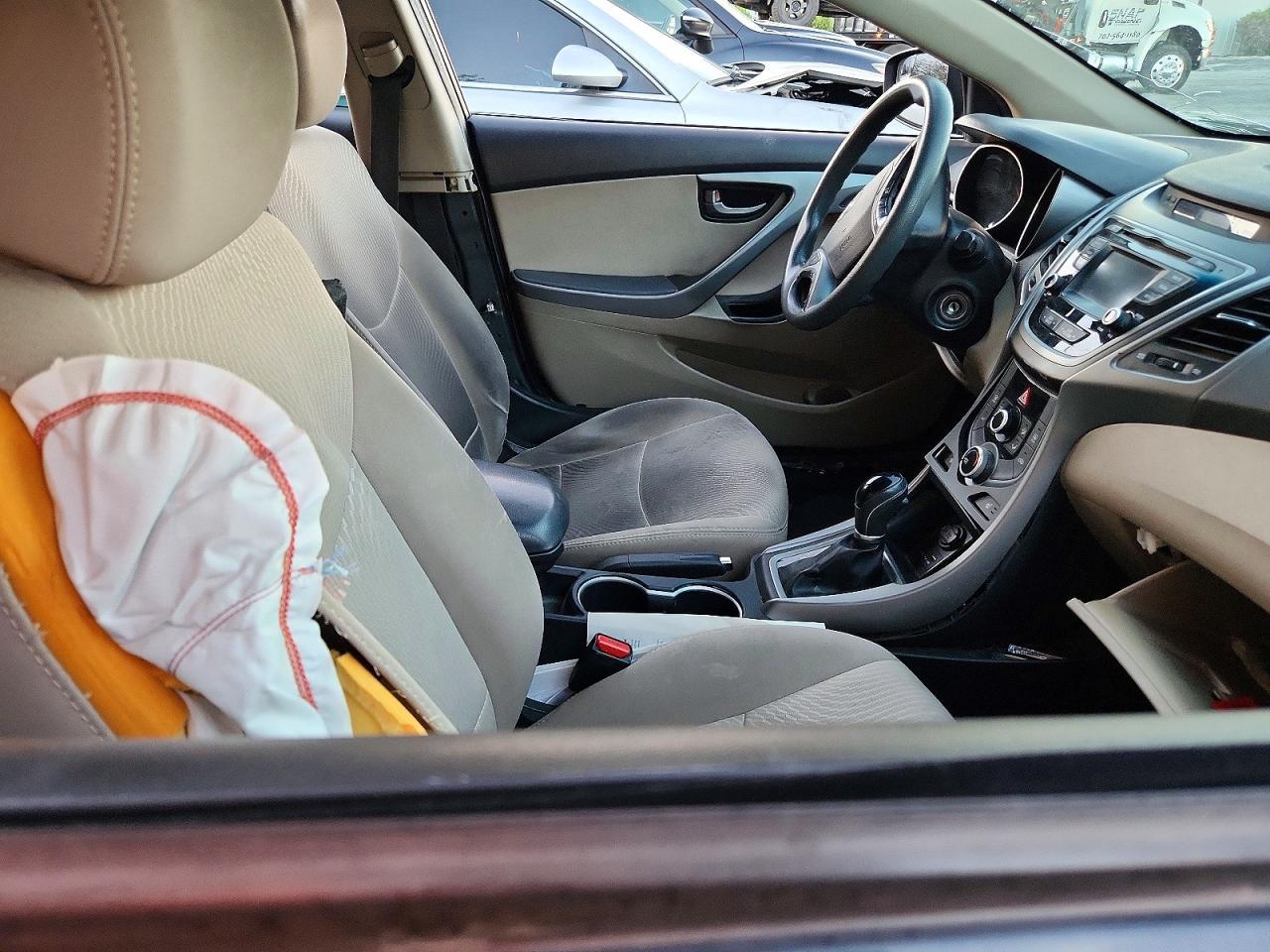 2014 Hyundai Elantra Se - zdjęcie 13