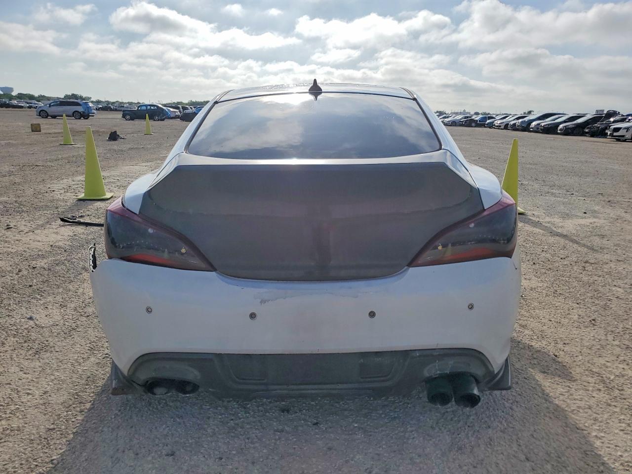 2015 Hyundai Genesis Coupe 3.8 Ultimate - zdjęcie 6