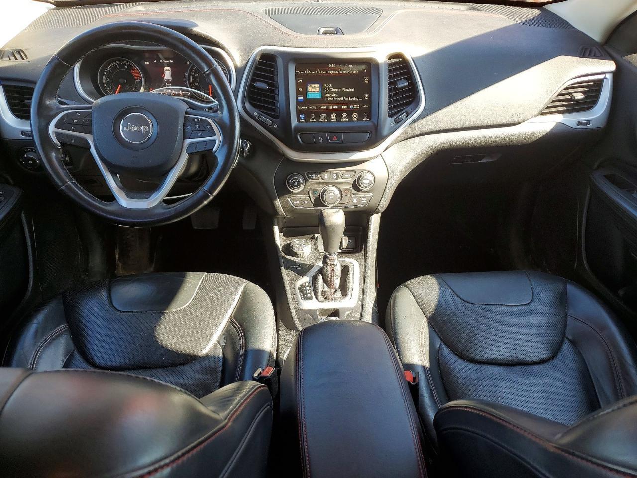 2016 Jeep Cherokee Trailhawk - zdjęcie 8