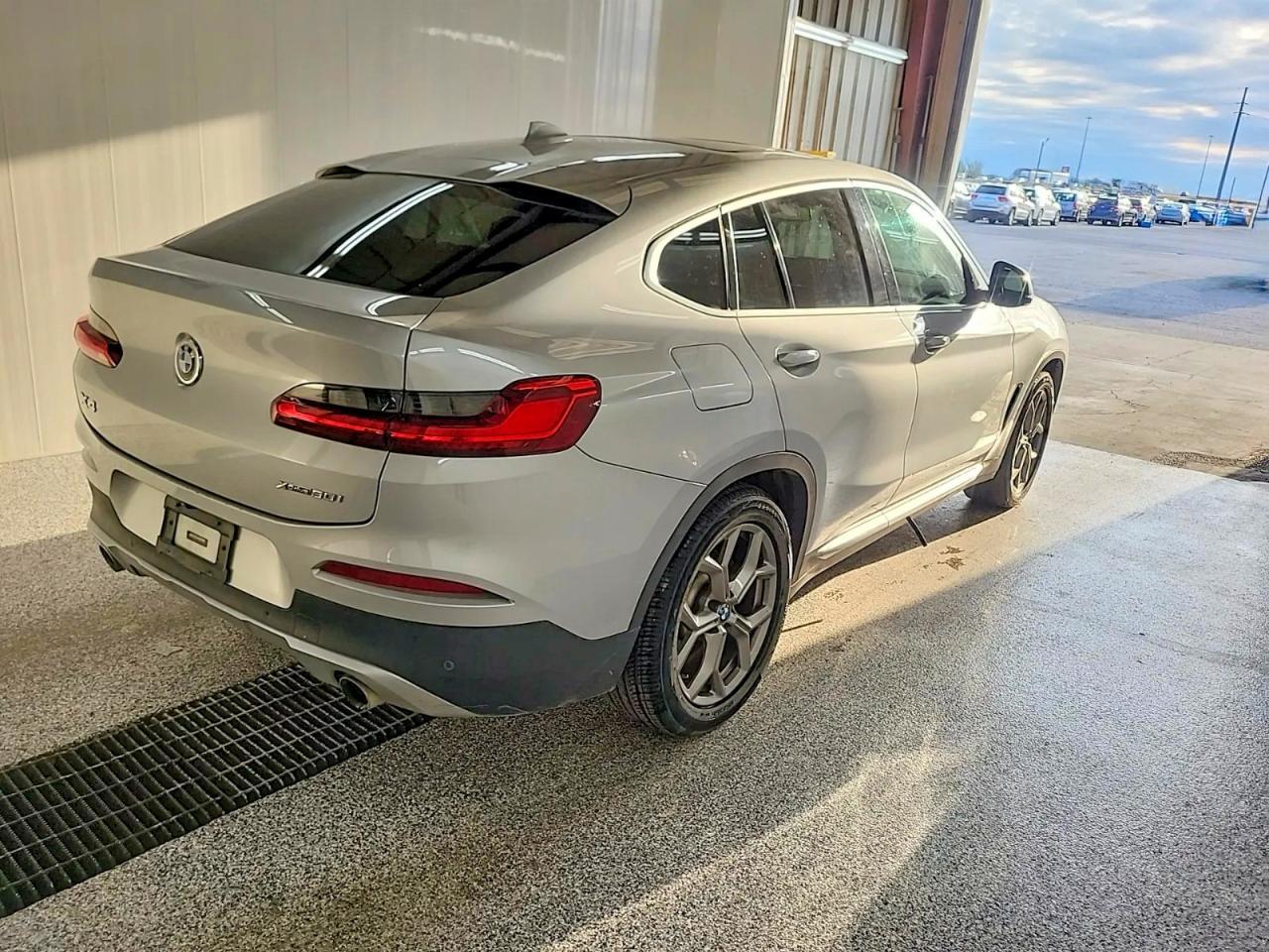 BMW X4 - zdjęcie 4