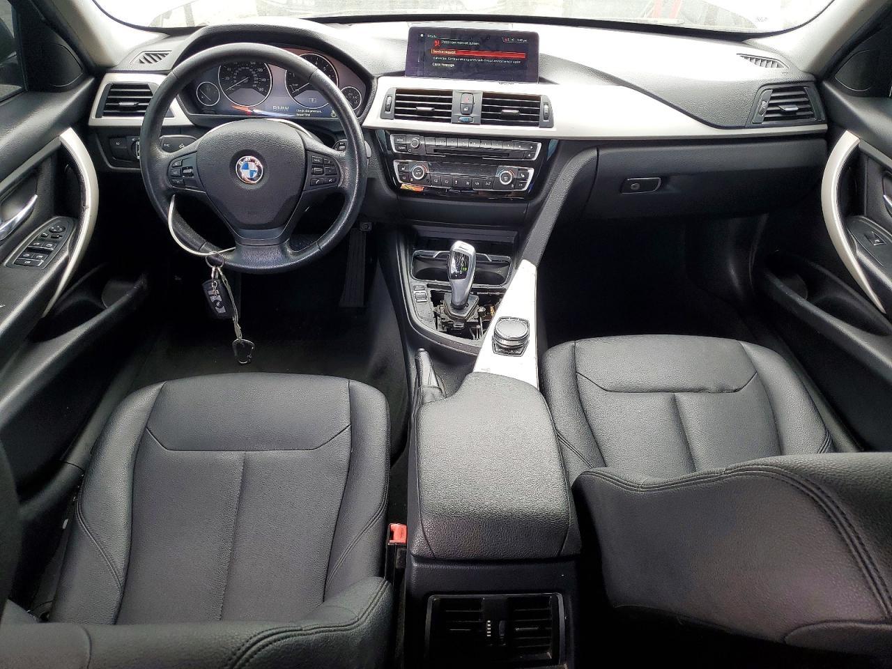 2018 BMW 320 I - zdjęcie 8
