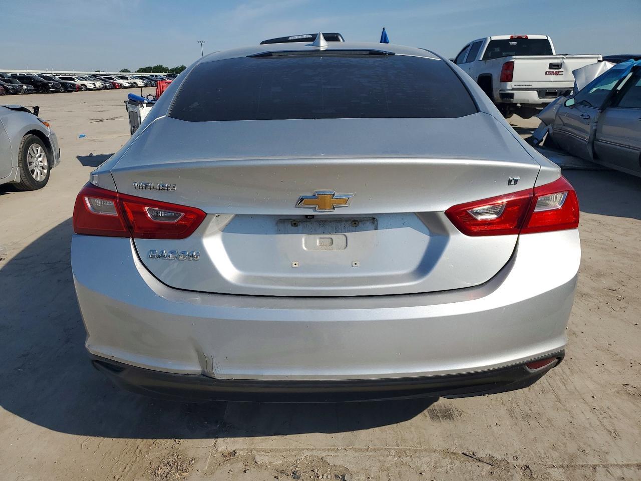 2016 Chevrolet Malibu Lt - zdjęcie 6