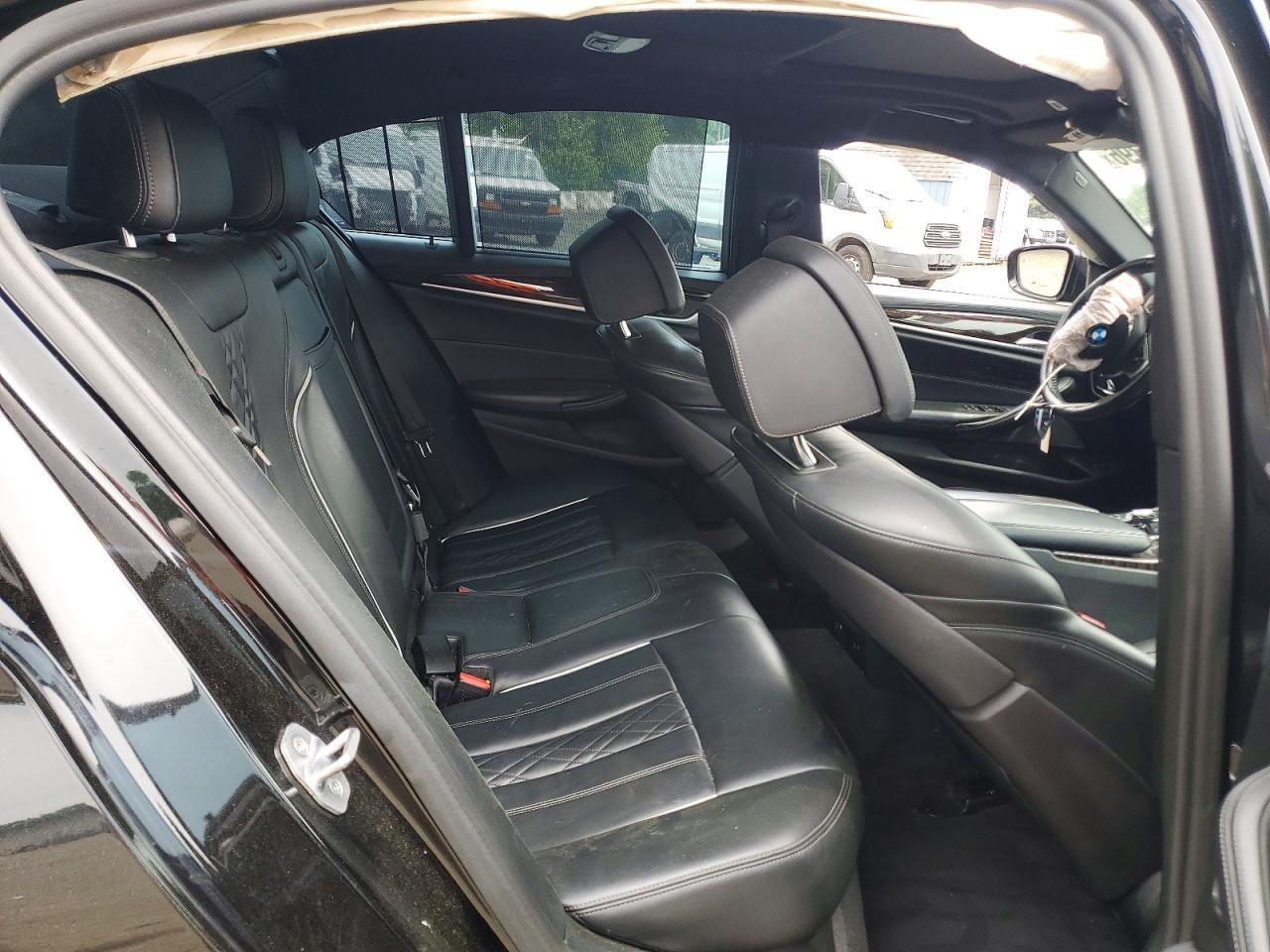 2018 BMW 540 I - zdjęcie 10