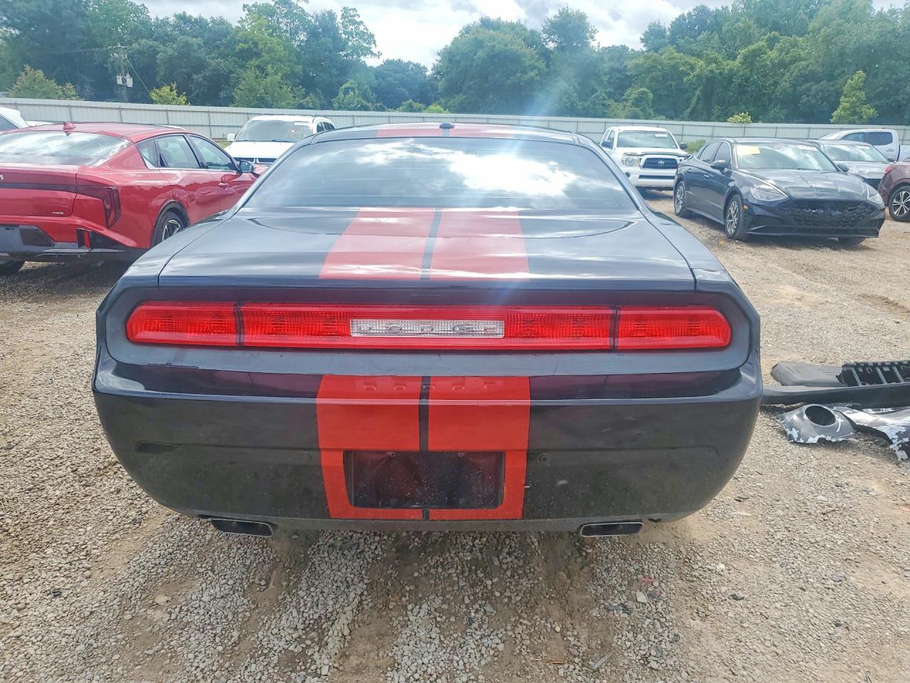 2014 Dodge Challenger Sxt - zdjęcie 6