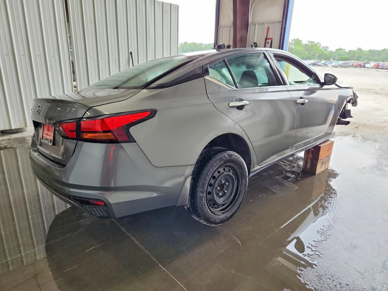 2022 Nissan Altima S - zdjęcie 3