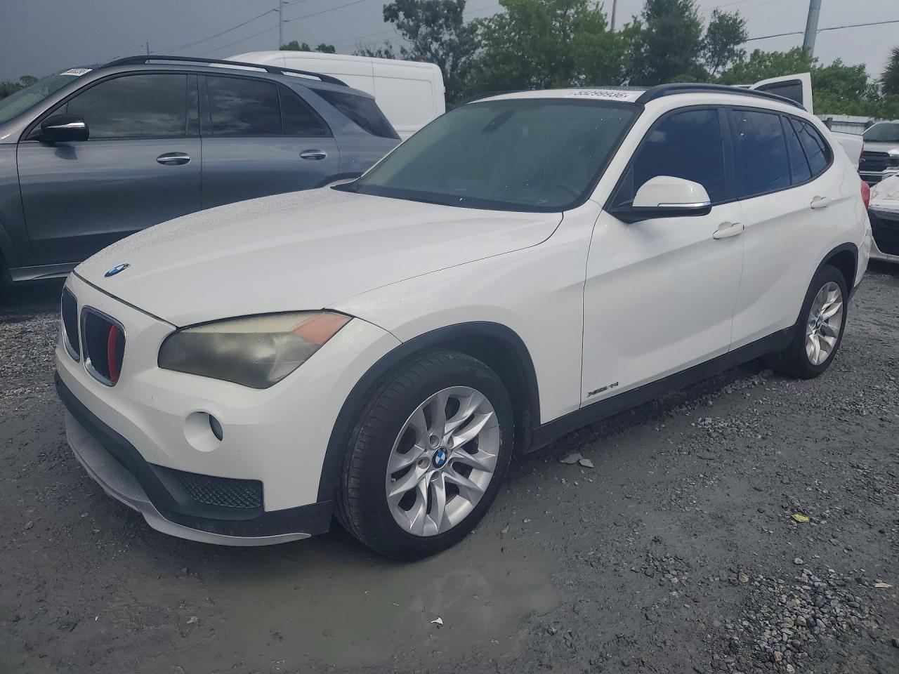 2015 BMW X1 xDrive28I - zdjęcie główne