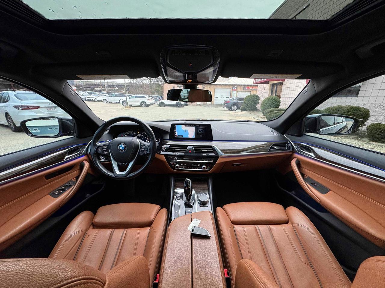 2018 BMW 530 Xi - zdjęcie 9