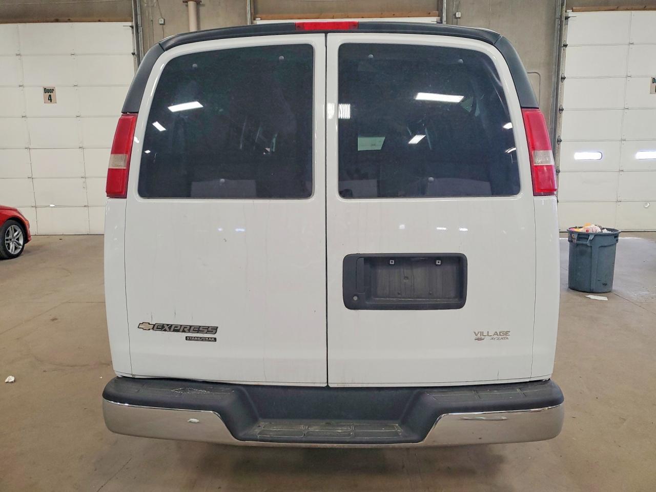 2016 Chevrolet Express G3500 Lt - zdjęcie 6