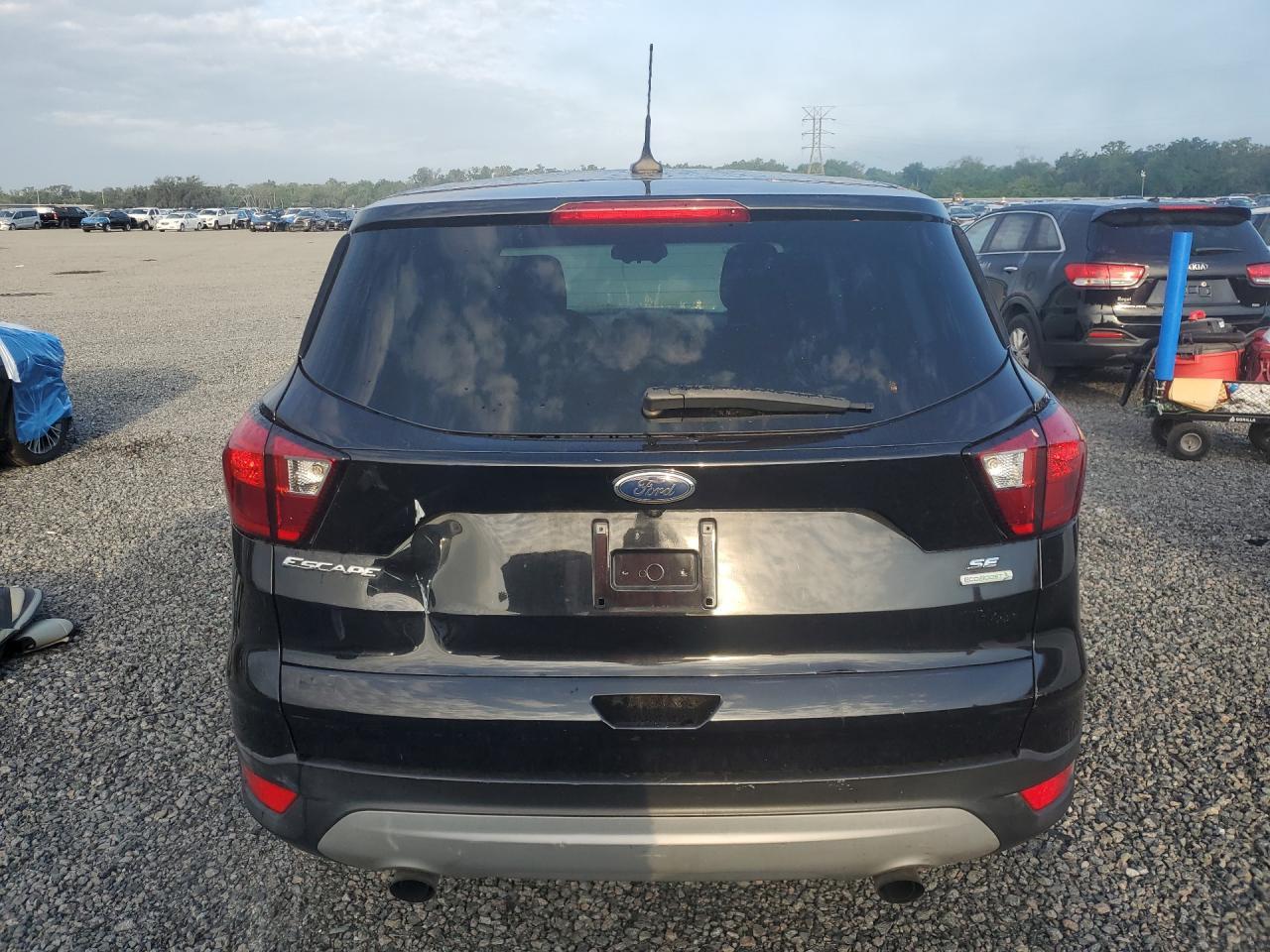 2019 Ford Escape Se - zdjęcie 6