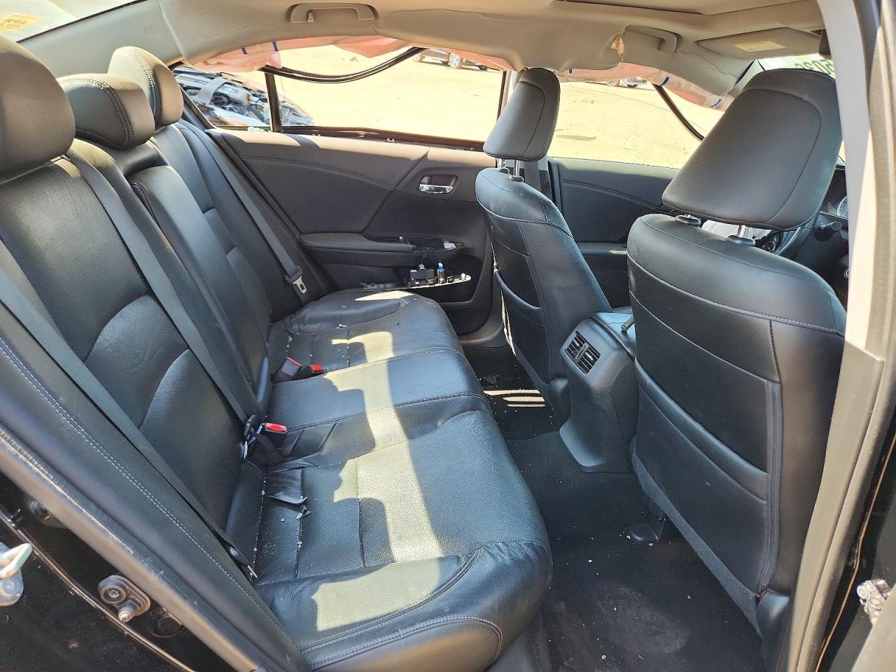 2017 Honda Accord Touring - zdjęcie 10