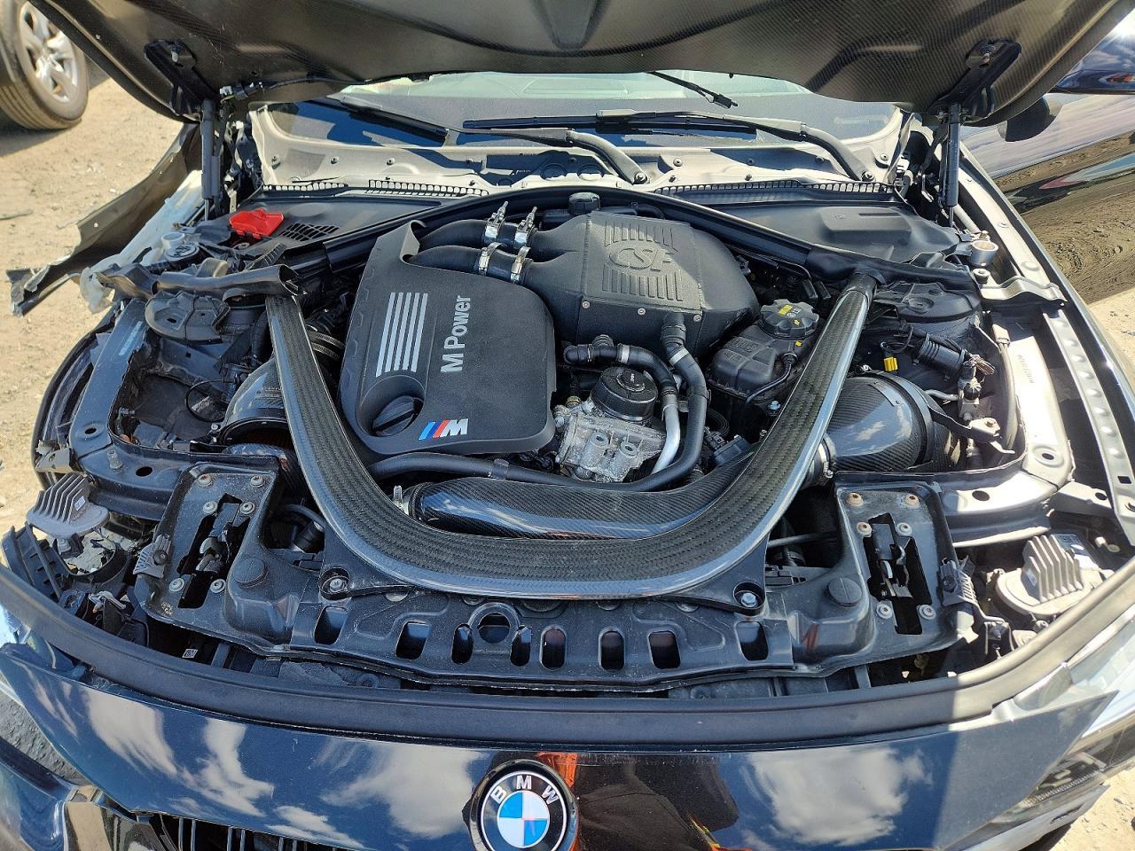 2016 BMW M4 - zdjęcie 11