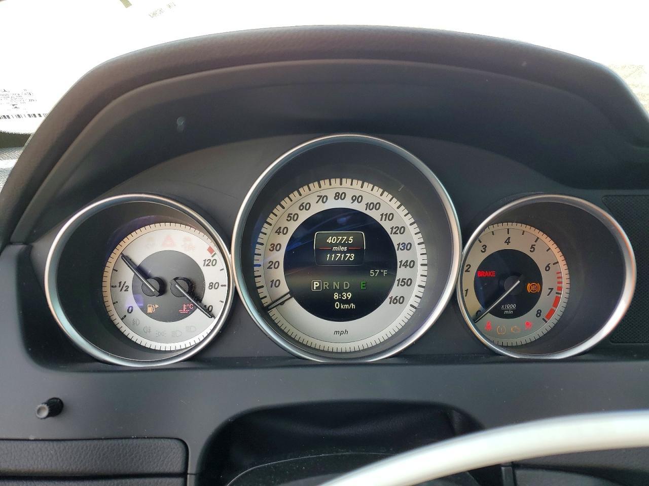 2014 Mercedes-Benz C 250 - zdjęcie 9
