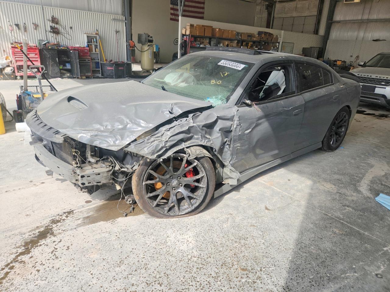 2018 Dodge Charger R - zdjęcie główne