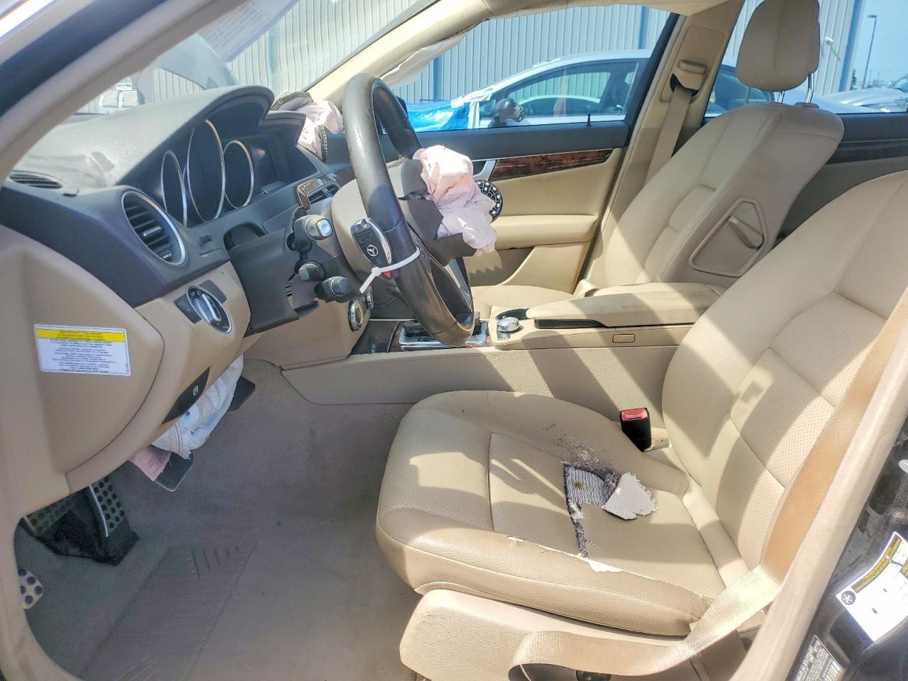 2014 Mercedes-Benz C 300 4Matic - zdjęcie 7