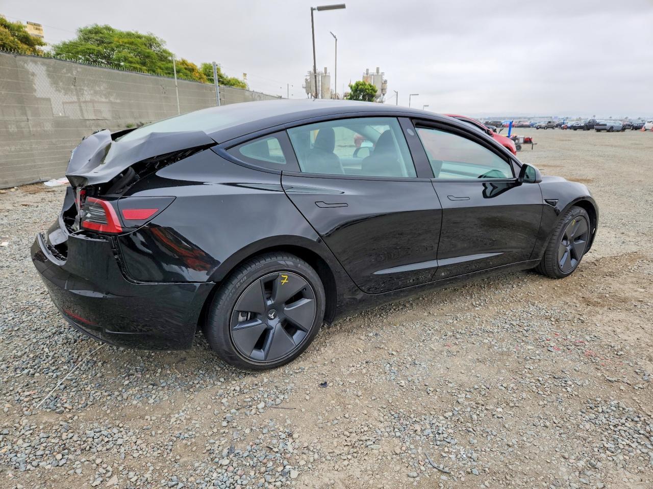 2023 Tesla Model 3 - zdjęcie 5