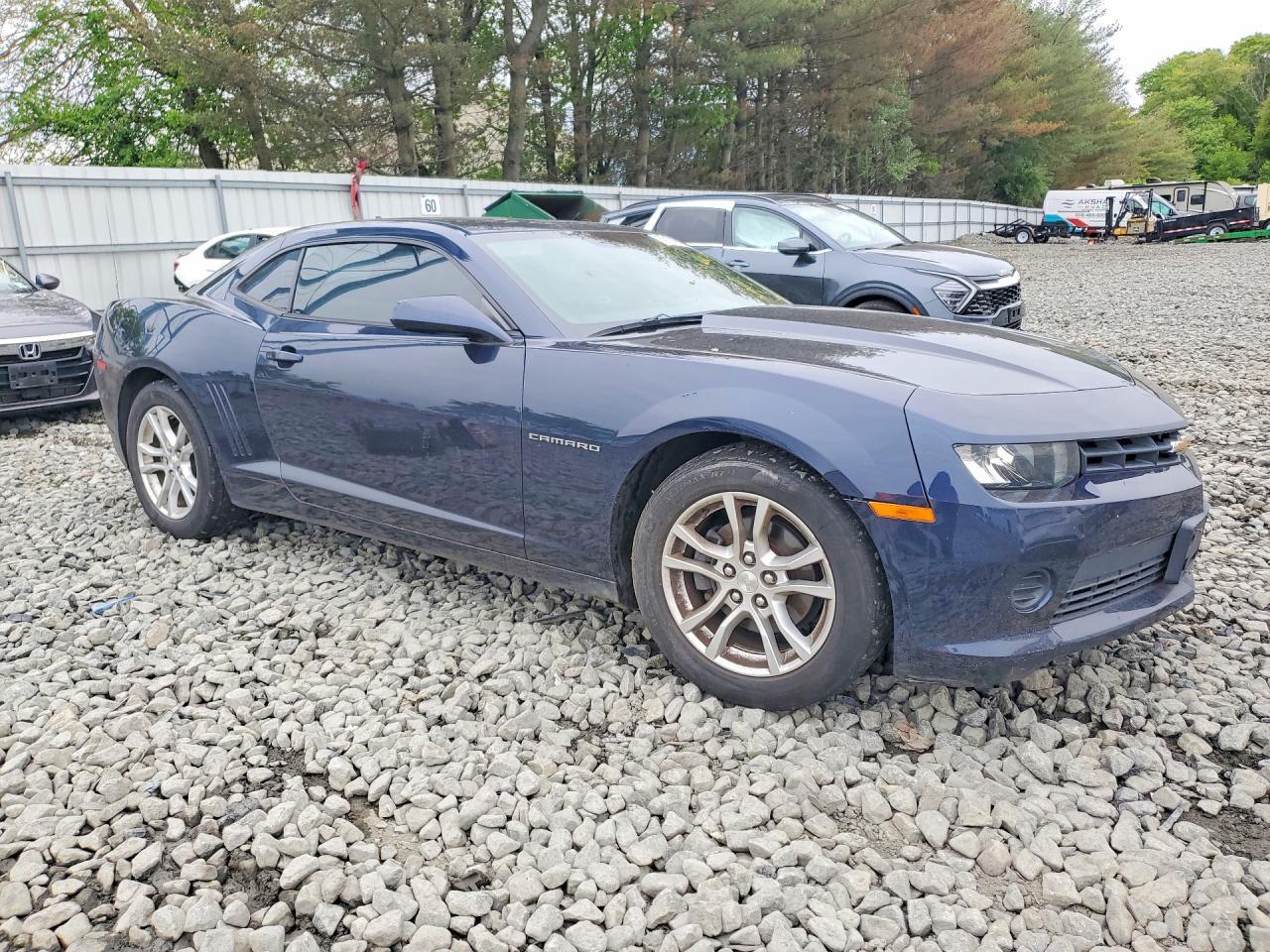 2015 Chevrolet Camaro Ls - zdjęcie 4