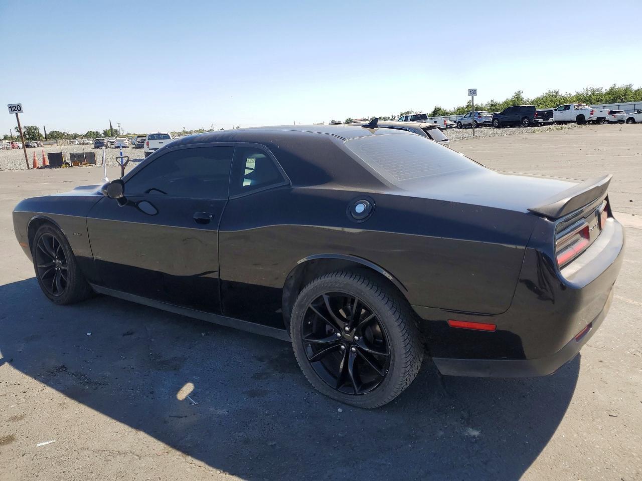 2016 Dodge Challenger - zdjęcie 2