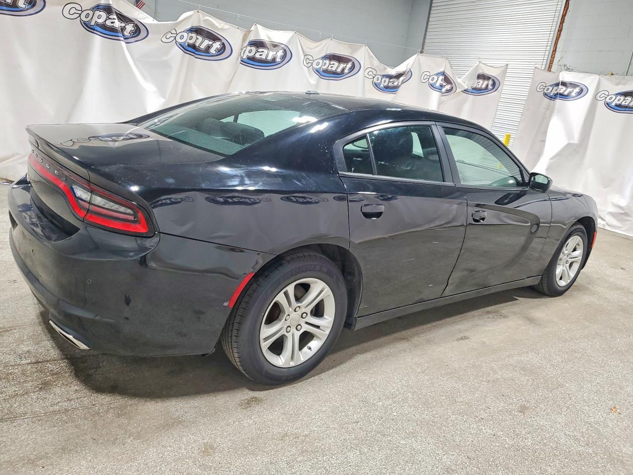 2022 Dodge Charger Sxt - zdjęcie 3