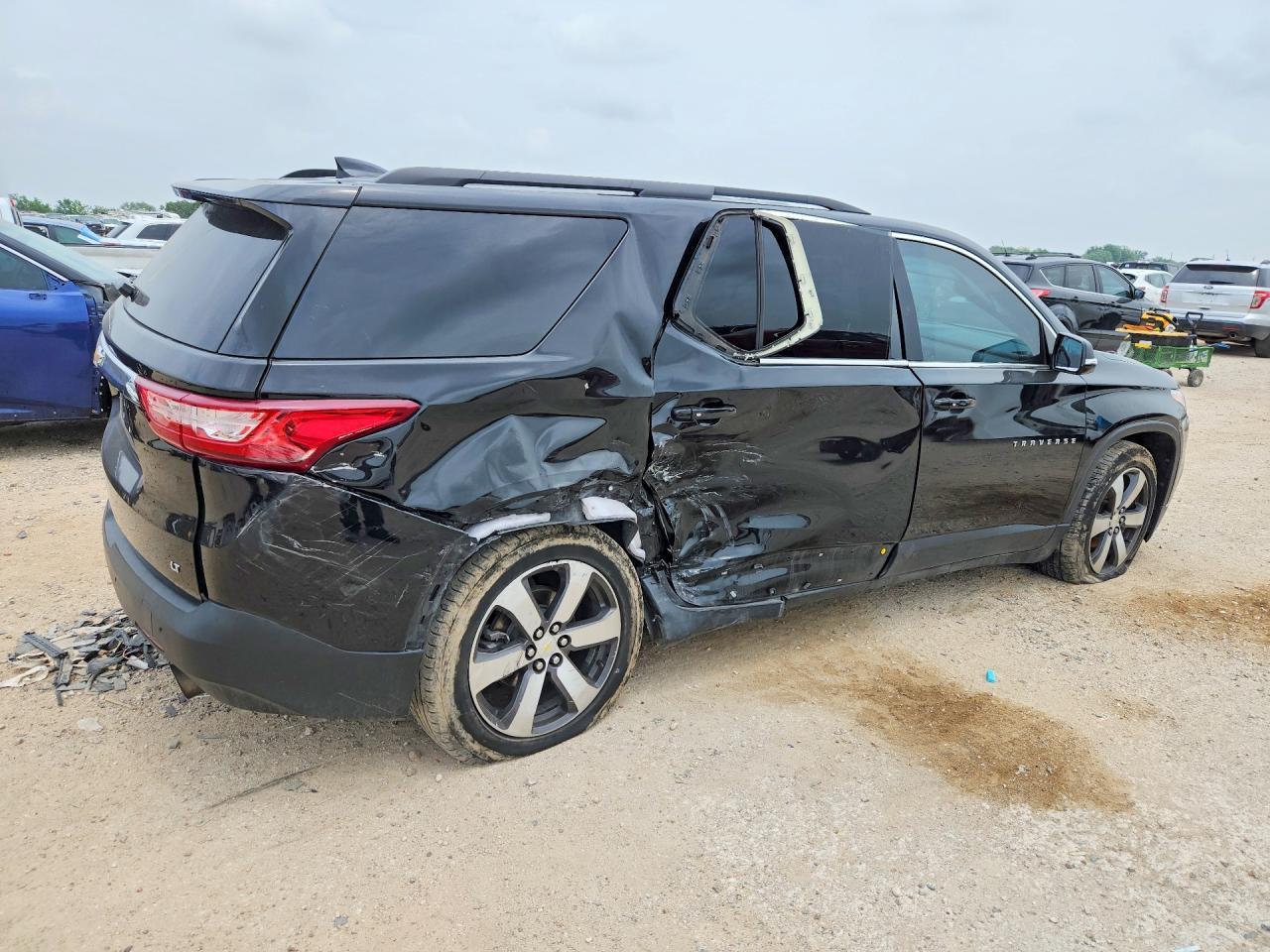 2019 Chevrolet Traverse Lt - zdjęcie 3