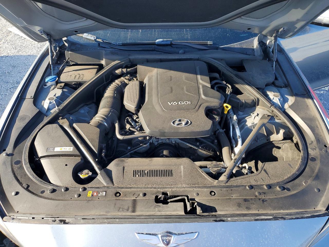 2015 Hyundai Genesis 3.8L - zdjęcie 11